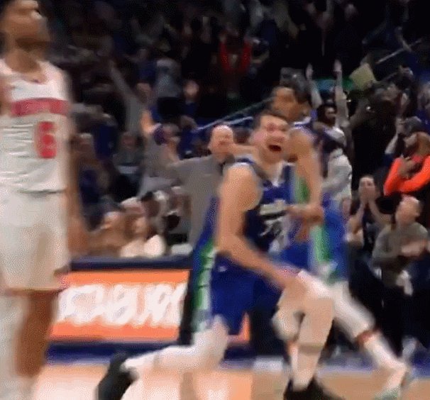 1672209772451098912.gif 222.gif